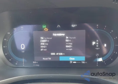 2022 Volvo Xc60 B5 Momentum z USA, uszkodzony, nr VIN YV4L12DK4N1955626